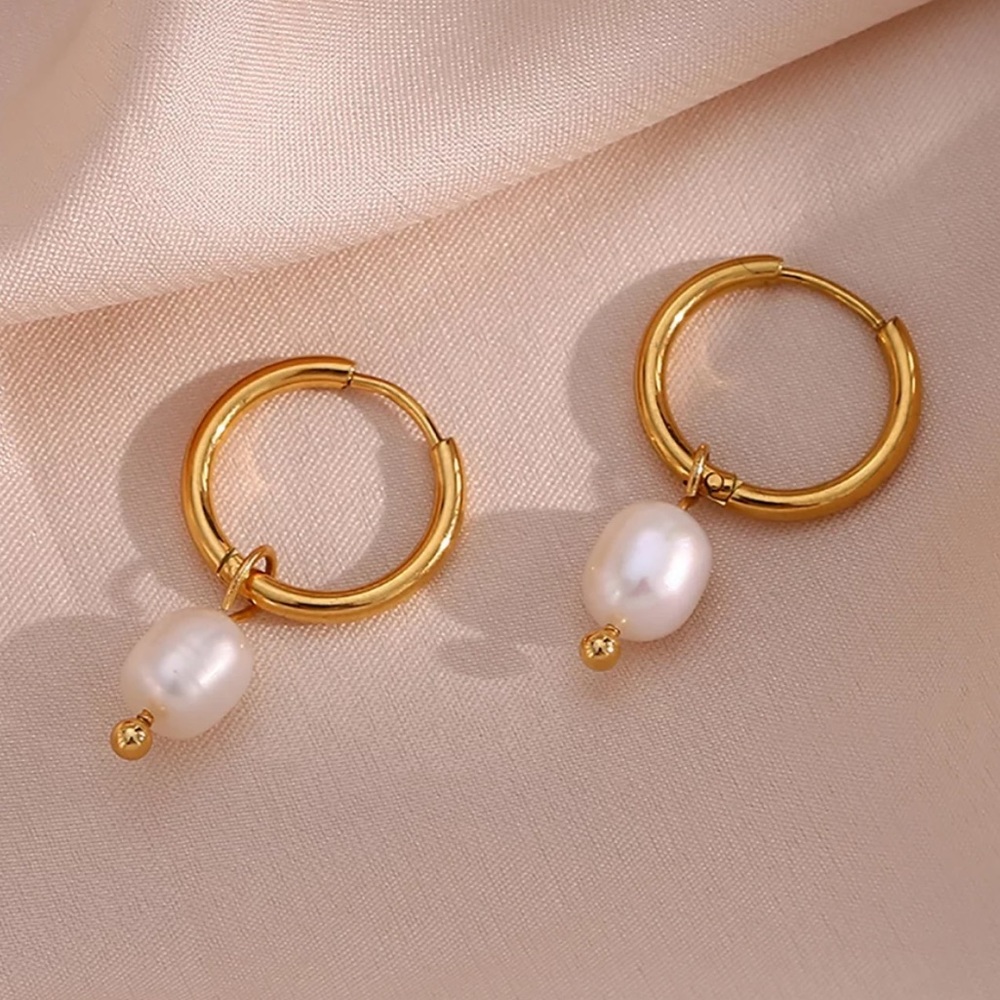 New 18K Gold Fresh Water Pearl Hoop Earrings, wonderful Earrings, wow Earrings - Picture 3 of 7
